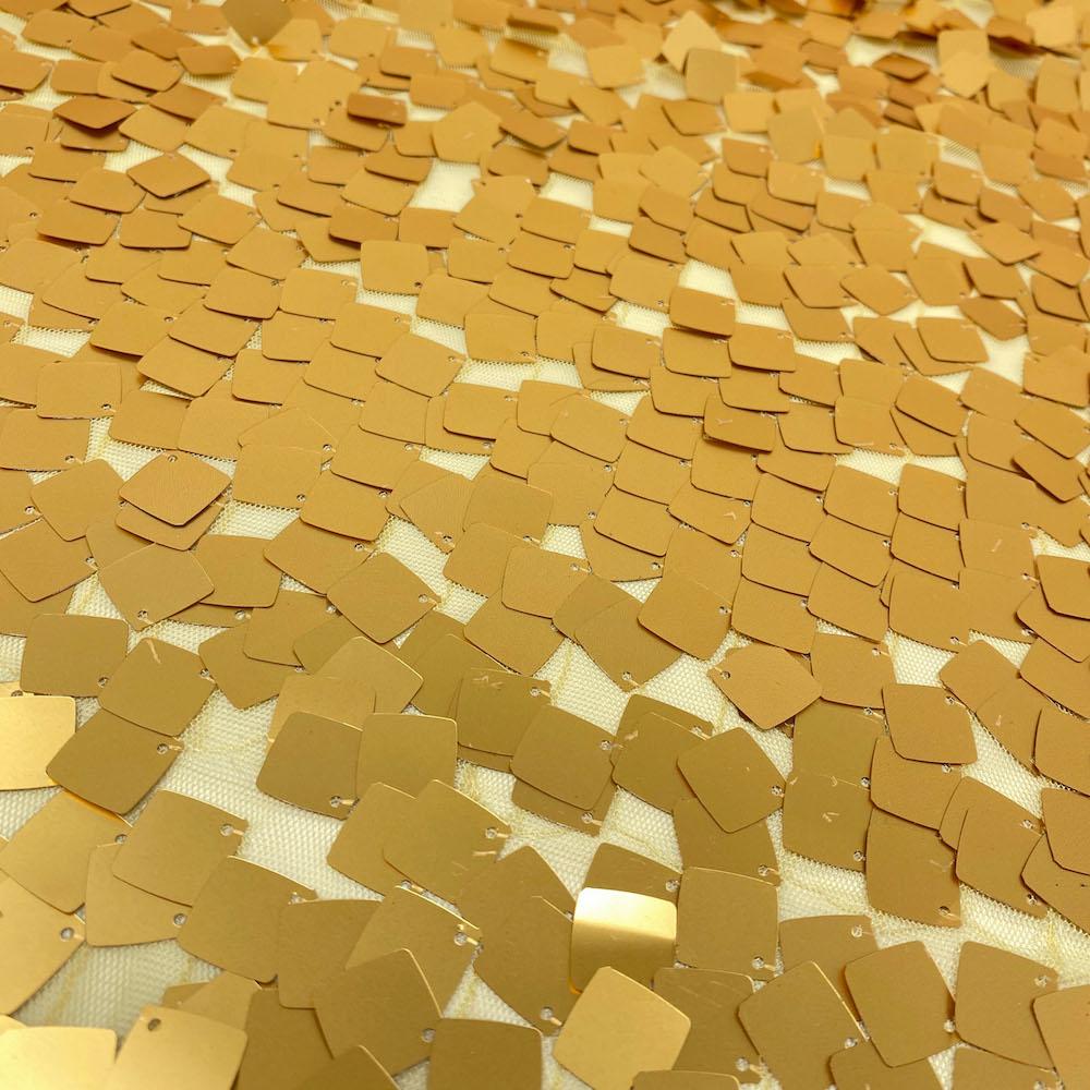 Square Dangling Sequins - Image 10